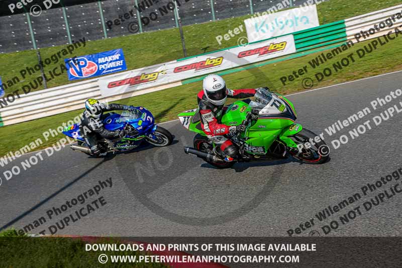 PJM Wedding Photography;enduro digital images;event digital images;eventdigitalimages;mallory park;mallory park photographs;mallory park trackday;mallory park trackday photographs;no limits trackdays;peter wileman photography;racing digital images;trackday digital images;trackday photos